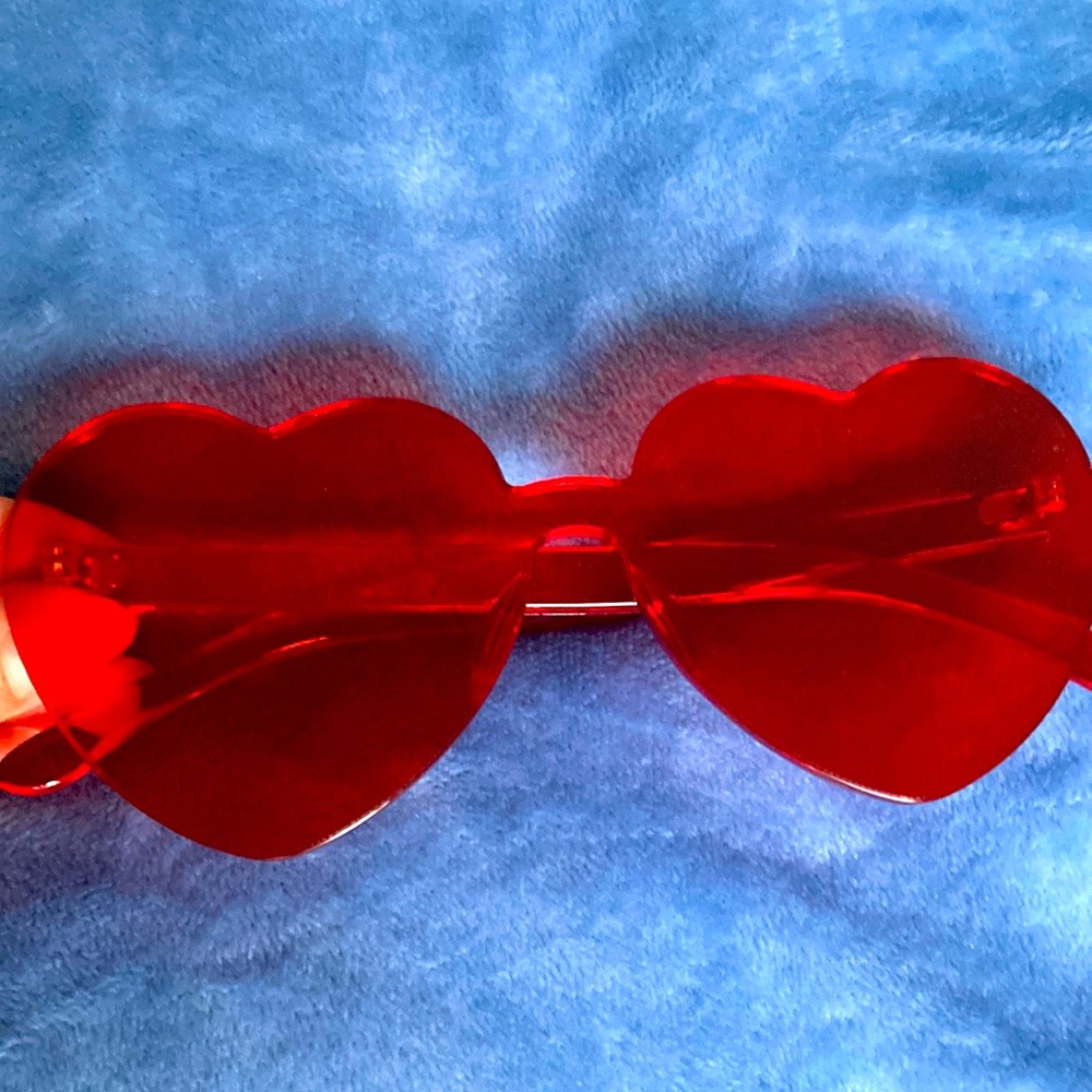 Fun heart-shaped sunglasses.